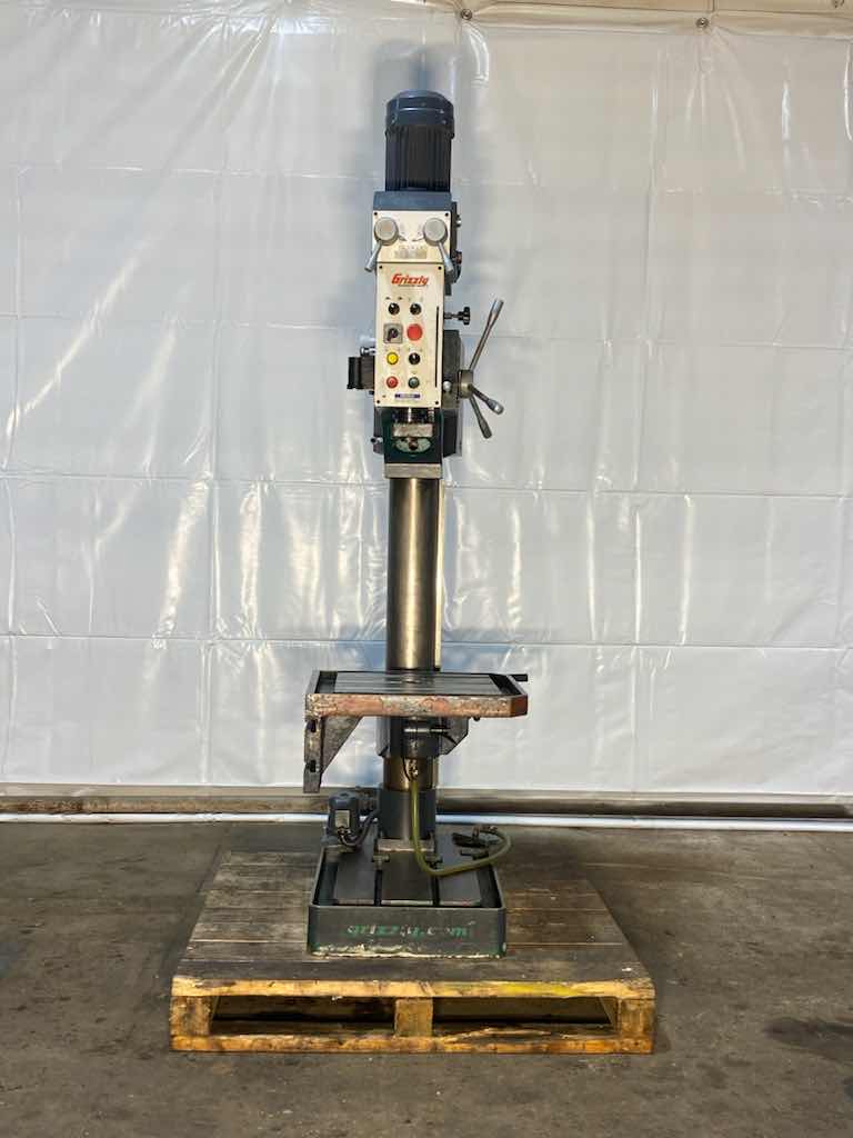 27.5” Grizzly Model G0793  Drect Drive Gear Head Drill Press